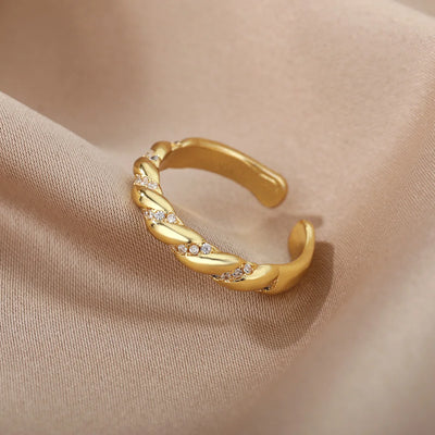 Twisted Ring