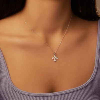 Fleur de lis Necklace Pendant - Gold plated sterling silver exquisite