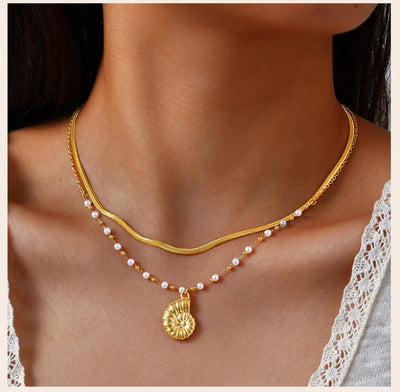 Beach Pearl Pendant Necklaces