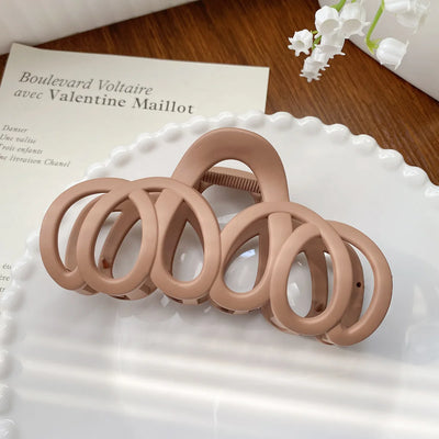 Hollow Hair Claw